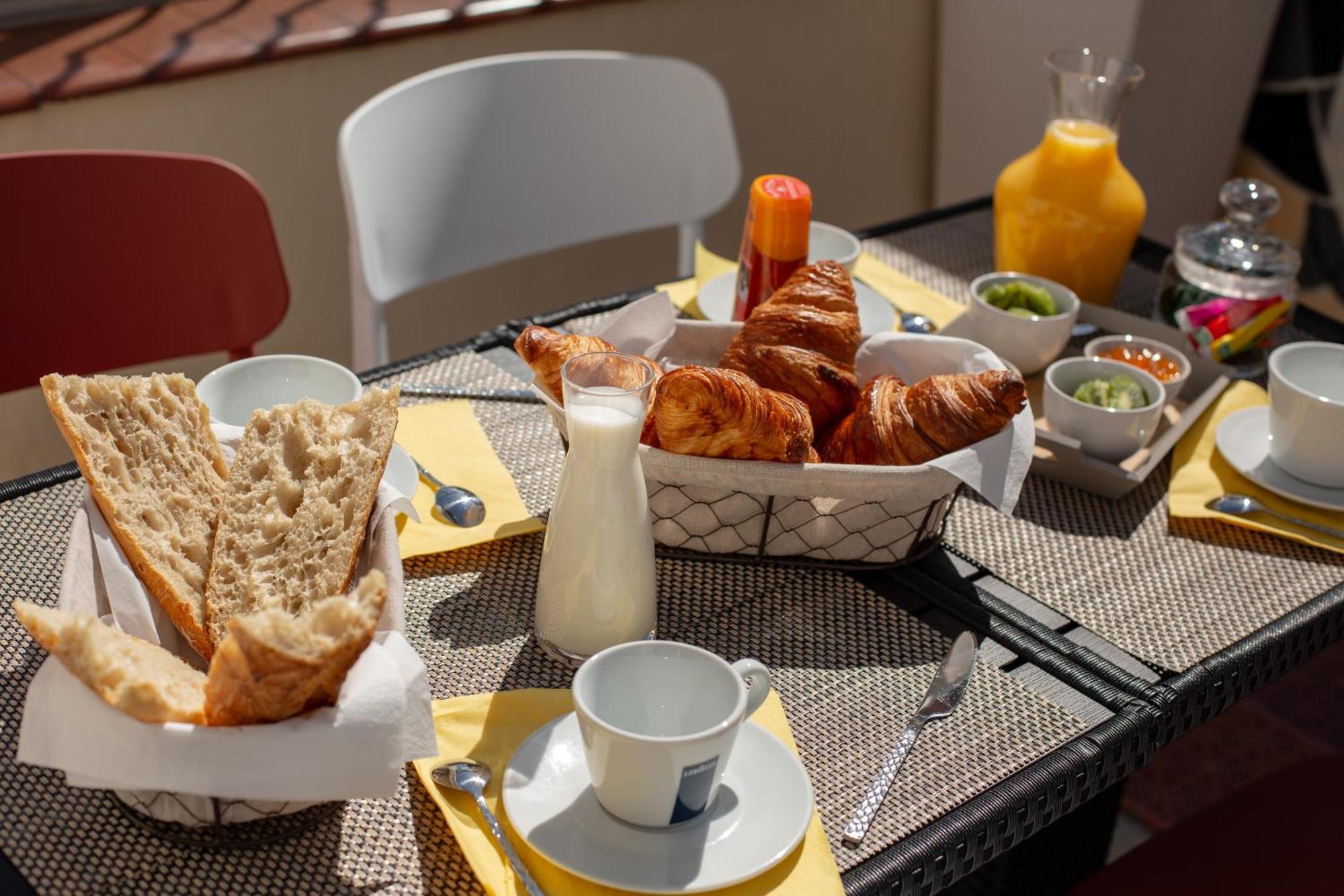 Face Cite - Chambres D'Hotes - Parking & Garage Gratuit - Wi-Fi Gratuit Carcassonne Exterior photo